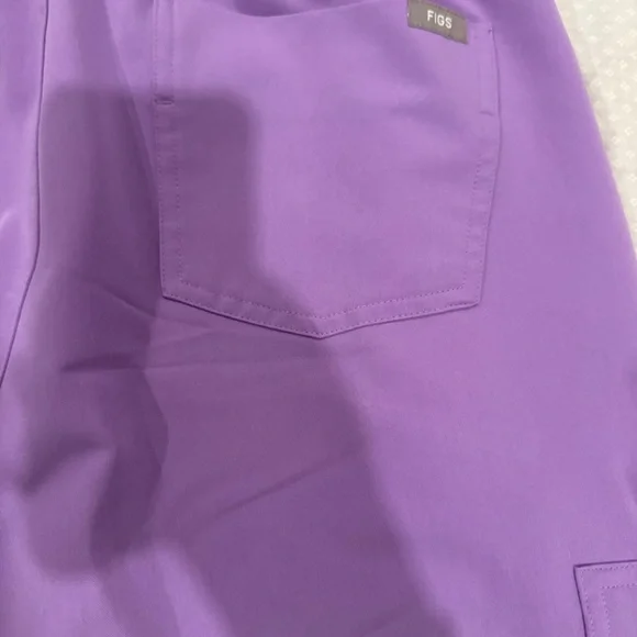 Figs zamora light purple Petite Large pants - Picture 8 of 16
